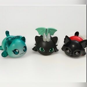 Lot Of 3 Aphmau Meemeows Collectibles Mystery Surprise Cat Figures 3 Meemeows